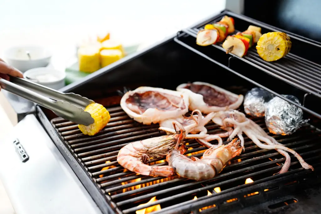 miskawaan-offes-bbq